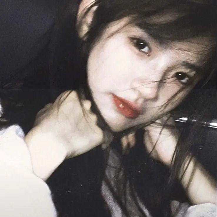 辣个女生